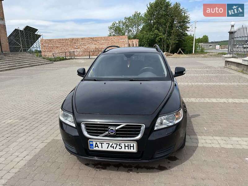 2009 volvo v50
