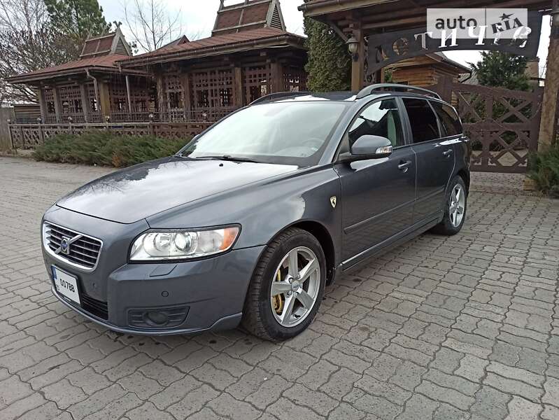 2010 volvo v50
