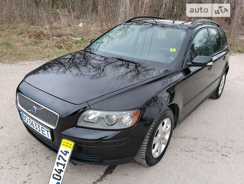 2005 volvo v50