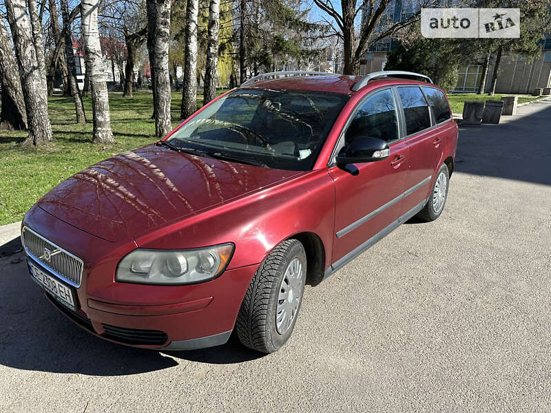2005 volvo v50