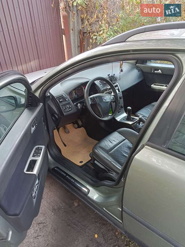 2006 volvo v50