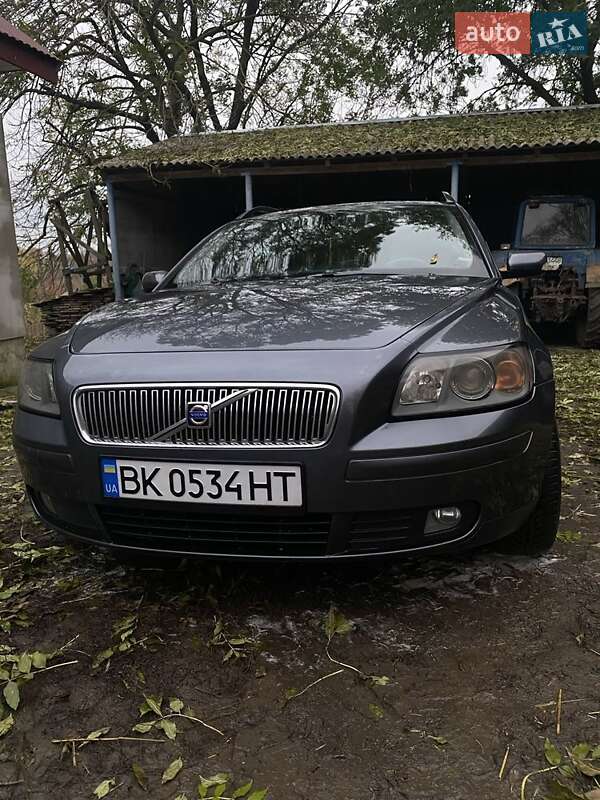 2006 volvo v50