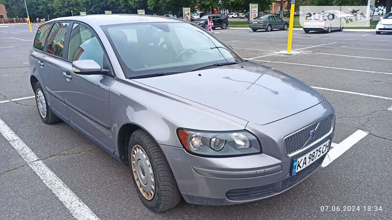 2006 volvo v50