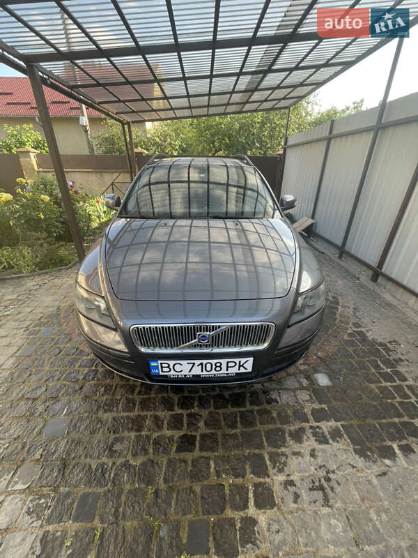 2006 volvo v50