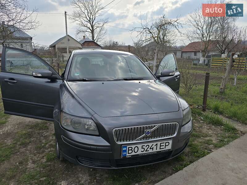 2006 volvo v50