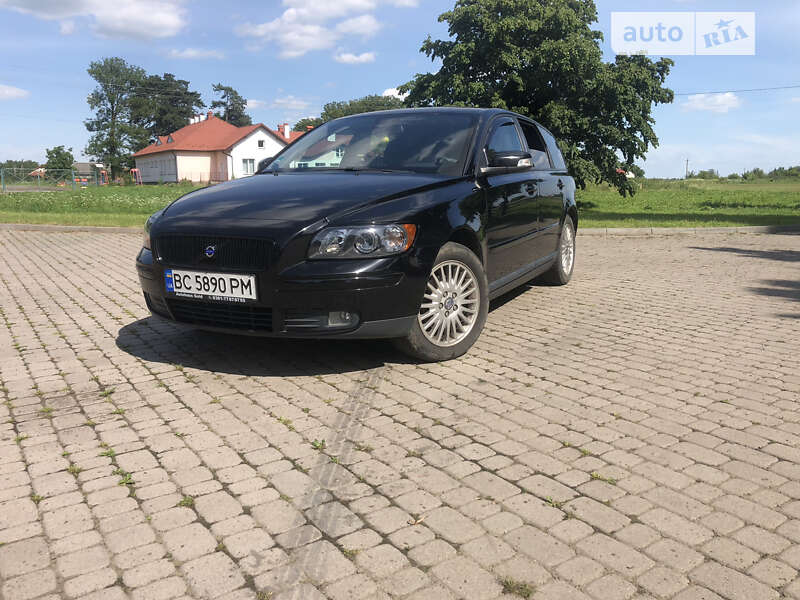 2006 volvo v50