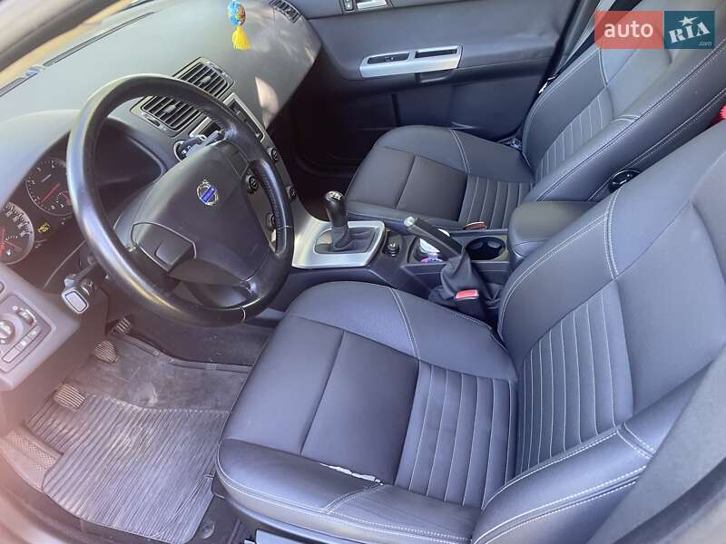 2007 volvo v50