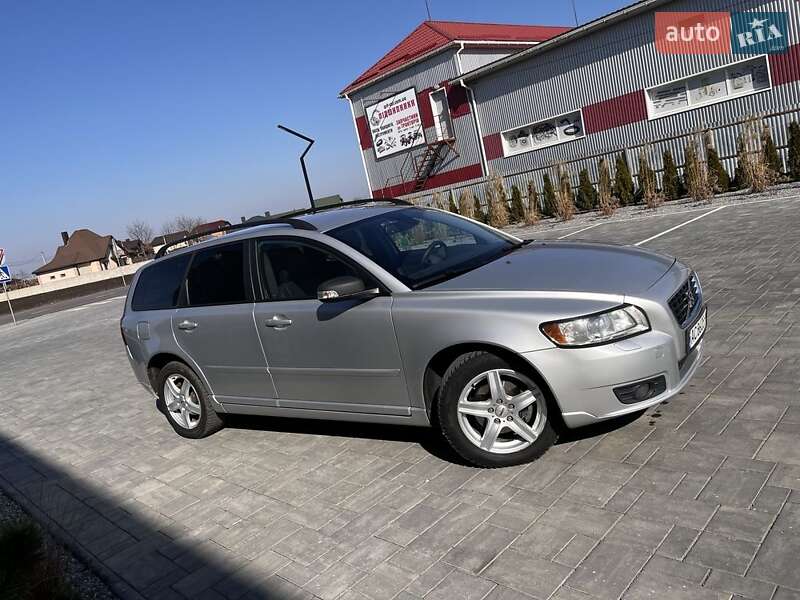 2008 volvo v50
