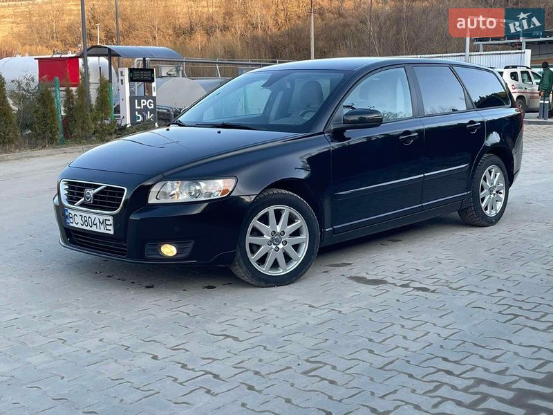 2008 volvo v50