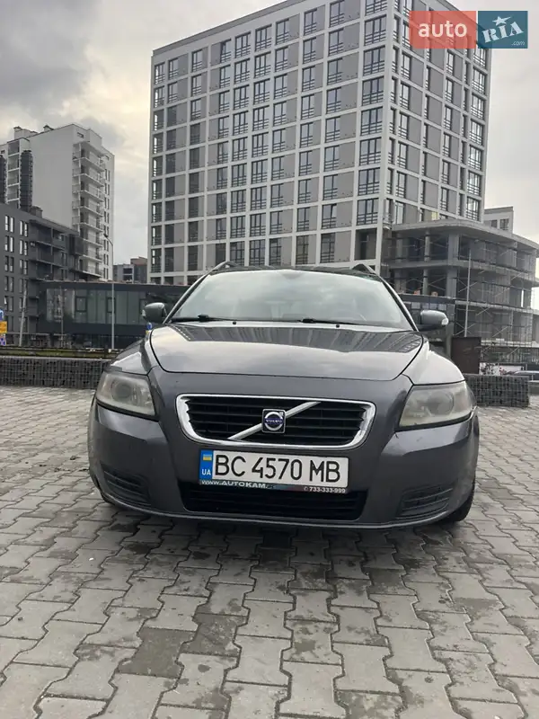 2008 volvo v50