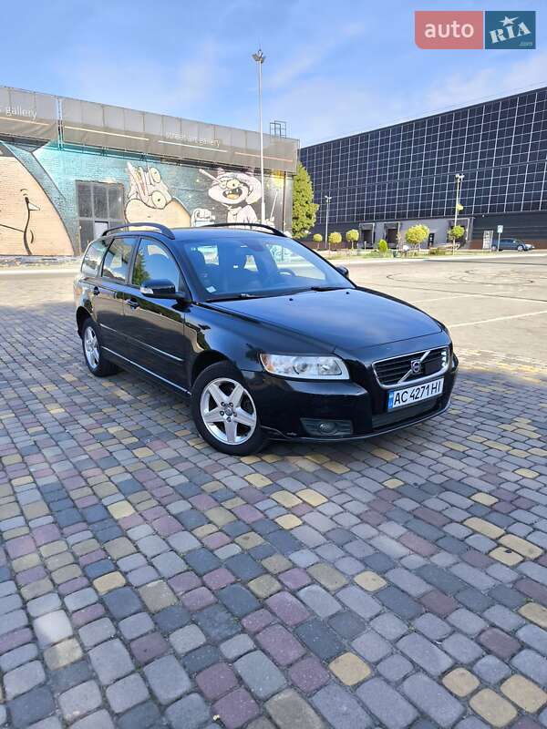 2008 volvo v50