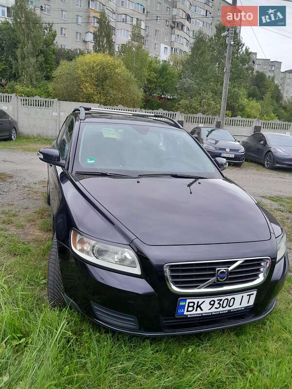 2008 volvo v50