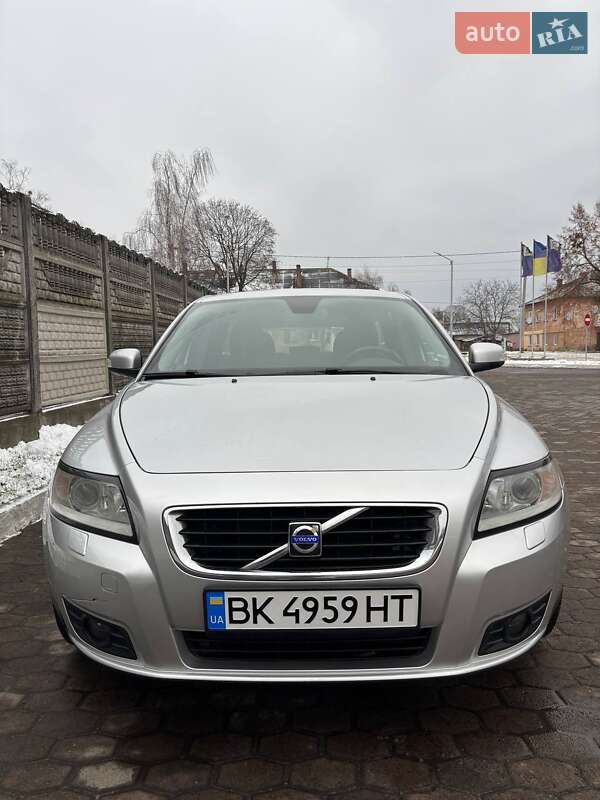 2008 volvo v50