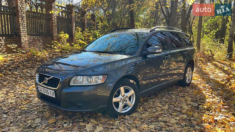2008 volvo v50