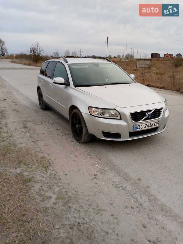 2008 volvo v50