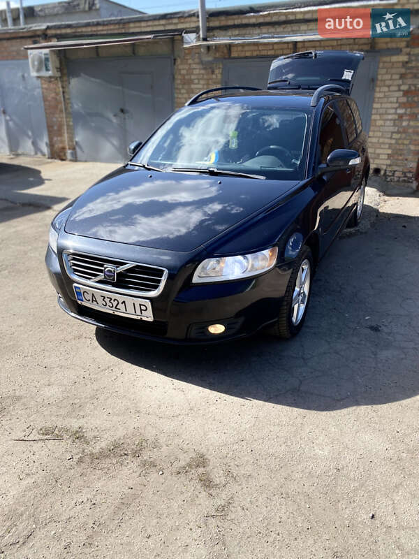 2008 volvo v50