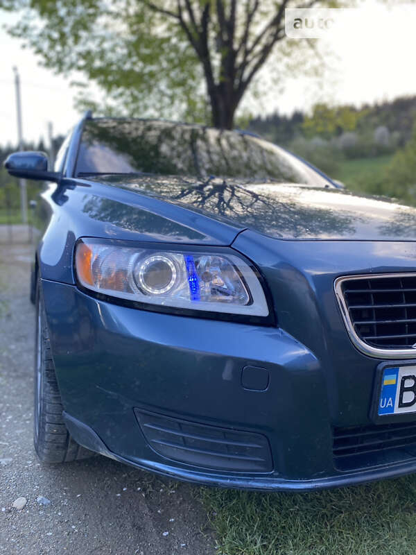 2008 volvo v50