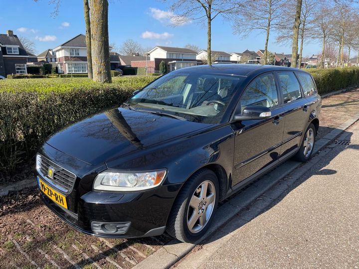 2008 volvo v50
