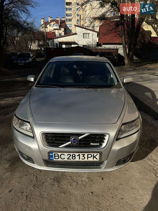 2008 volvo v50
