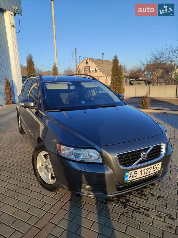 2008 volvo v50