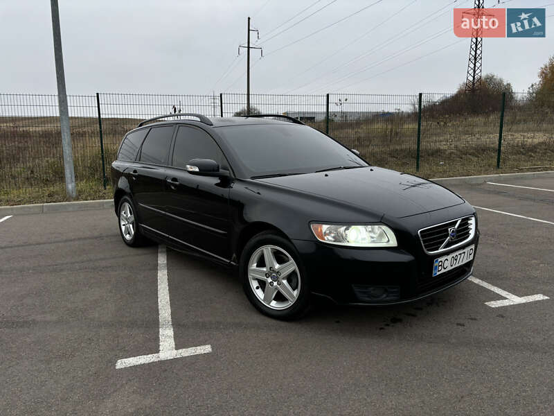 2008 volvo v50
