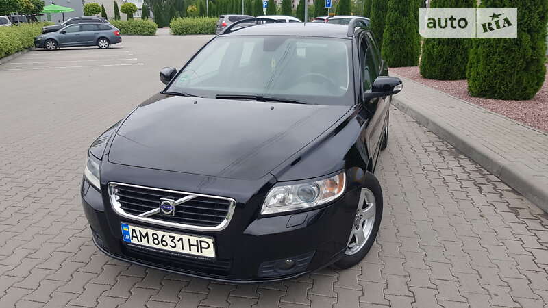 2008 volvo v50
