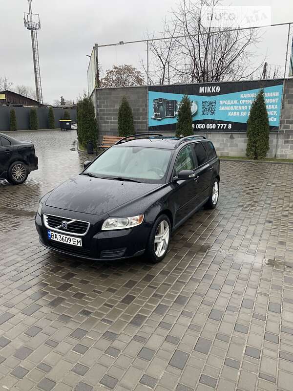 2008 volvo v50