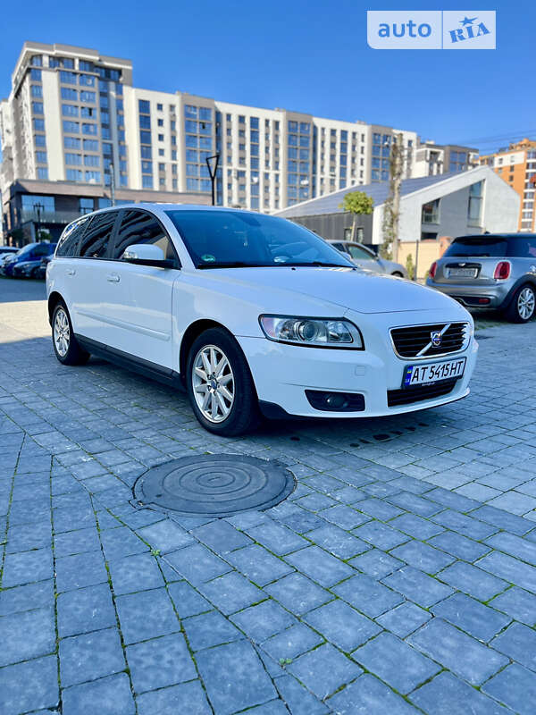 2008 volvo v50