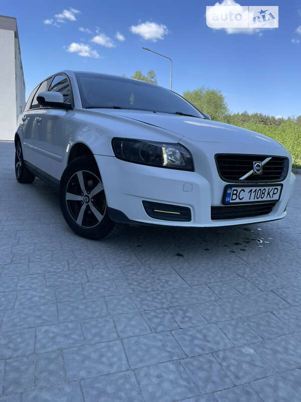 2008 volvo v50