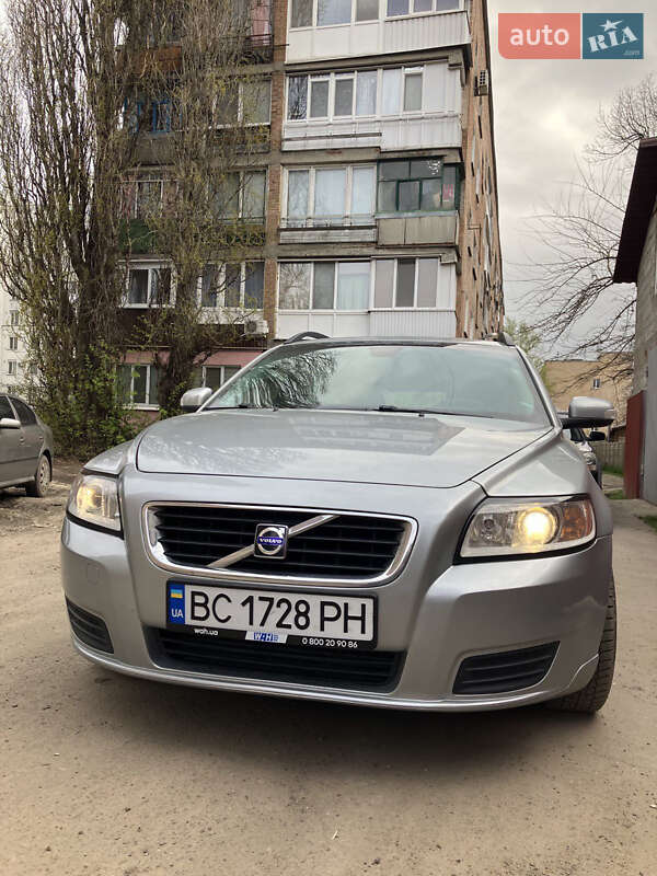 2008 volvo v50