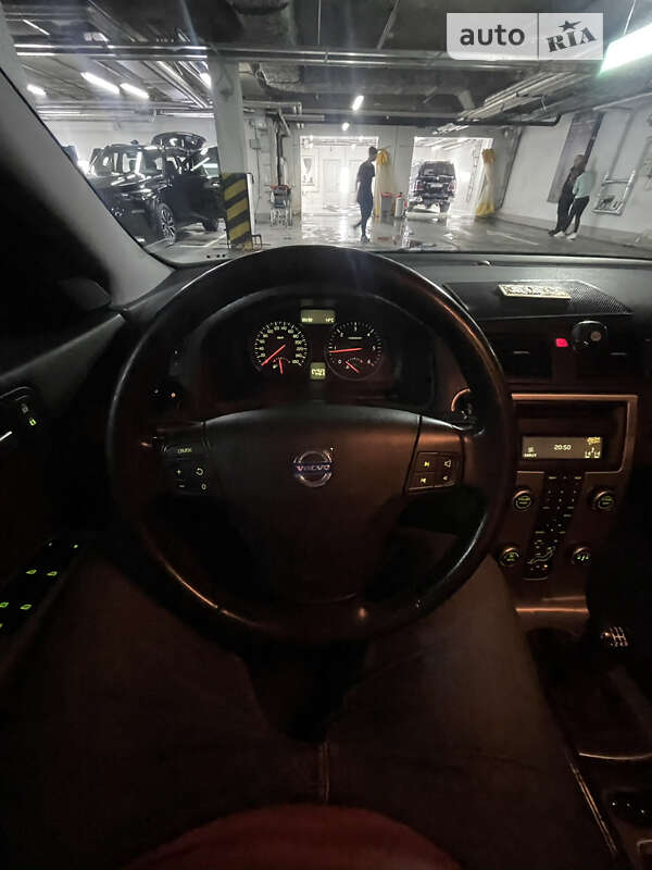 2008 volvo v50