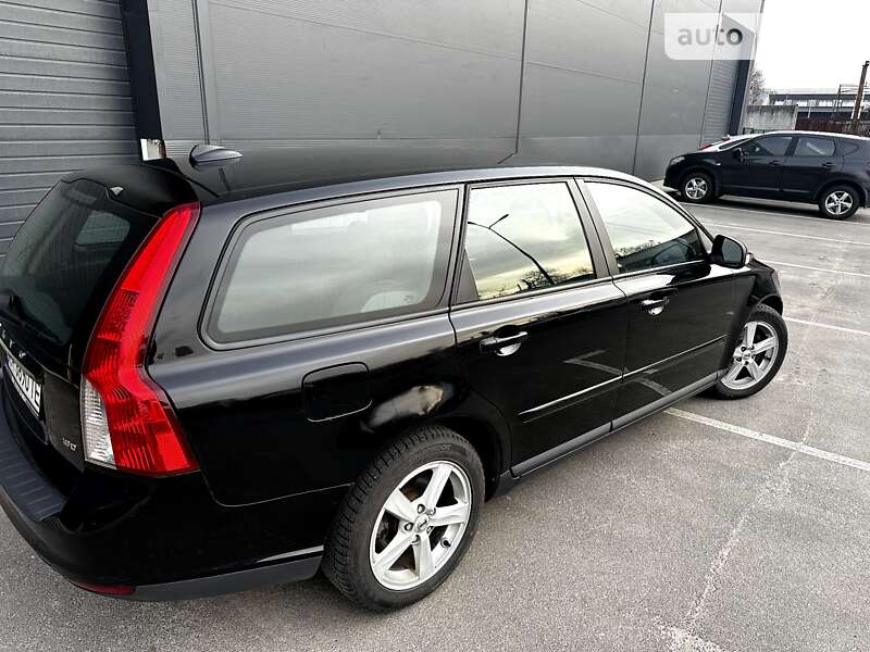 2008 volvo v50