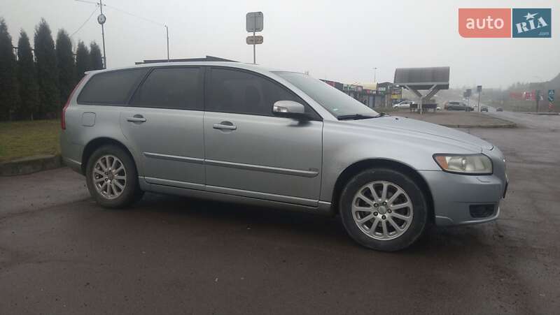 2008 volvo v50