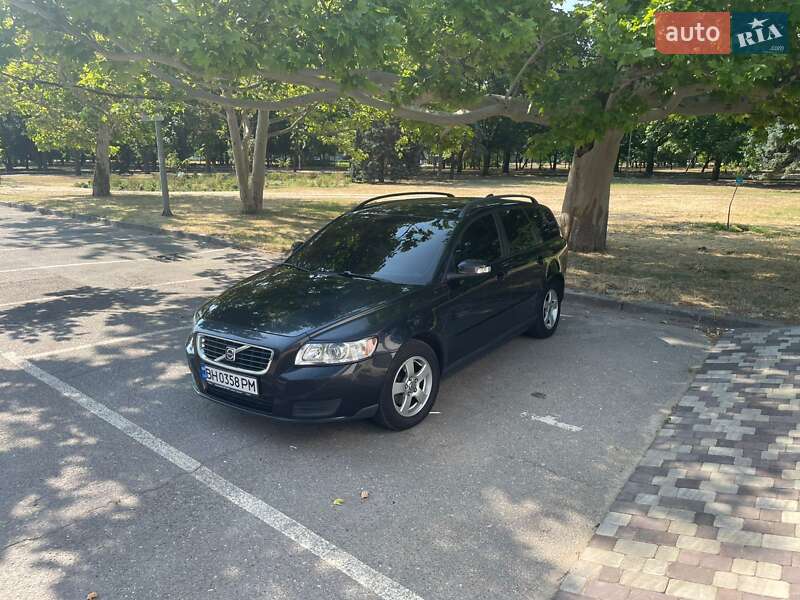 2008 volvo v50