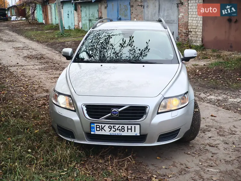2008 volvo v50