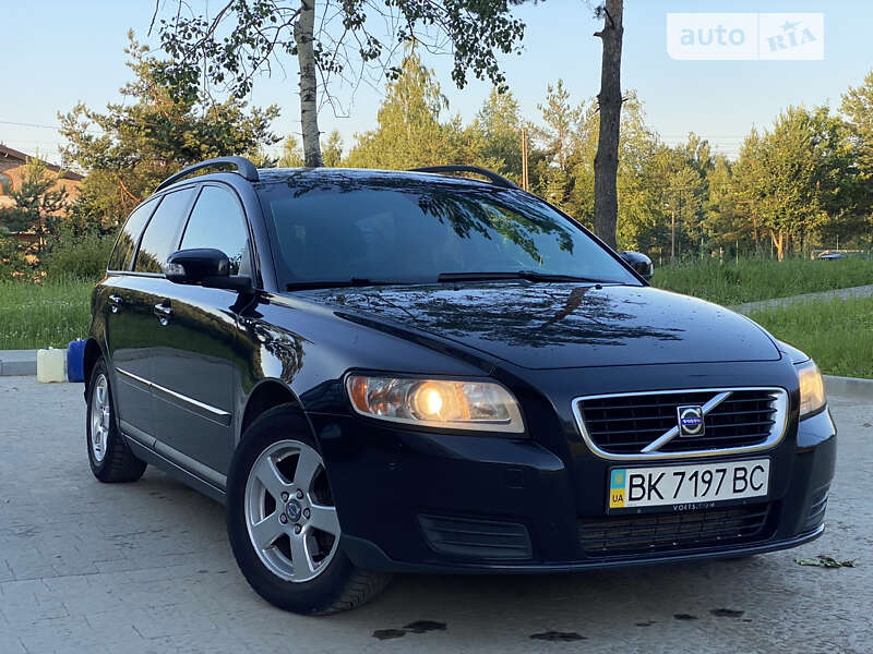 2008 volvo v50