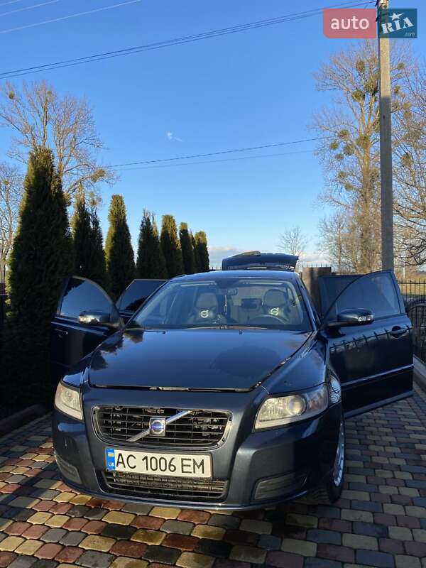 2008 volvo v50