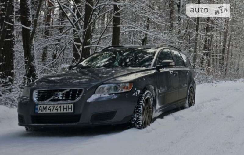 2008 volvo v50