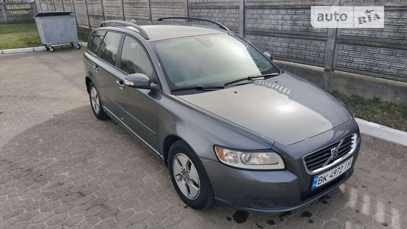 2008 volvo v50