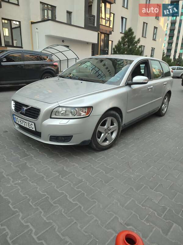 2008 volvo v50