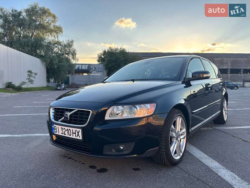 2008 volvo v50