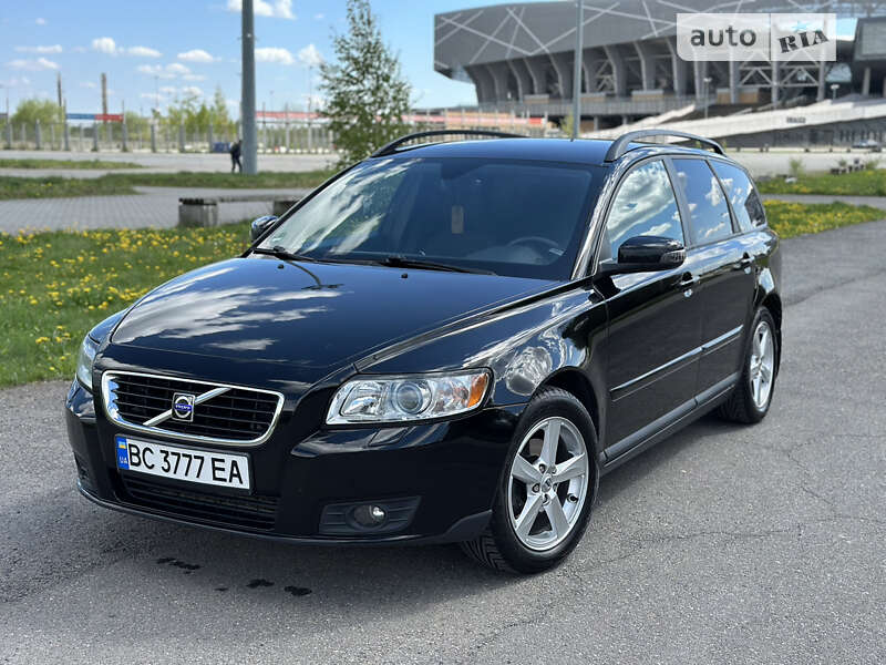 2009 volvo v50