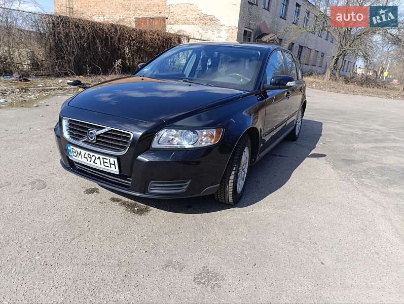 2009 volvo v50