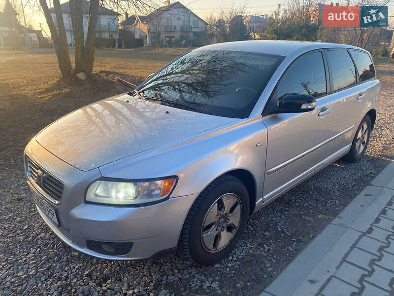 2009 volvo v50