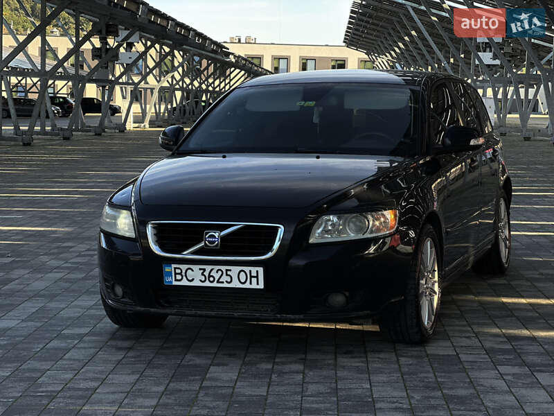 2009 volvo v50