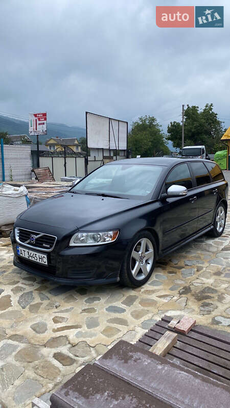 2009 volvo v50