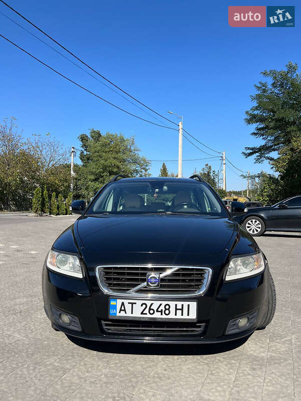 2009 volvo v50