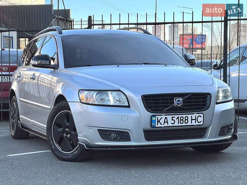 2009 volvo v50