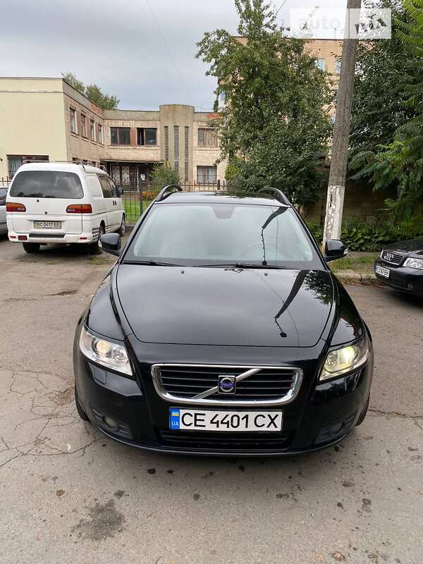 2009 volvo v50