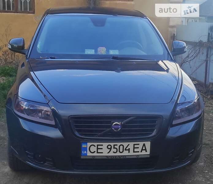 2009 volvo v50